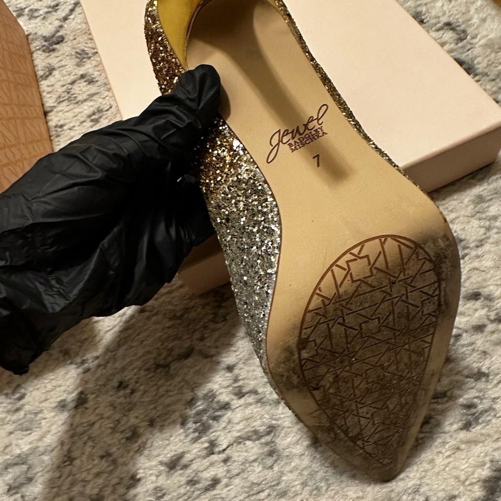 Badgley Mischcka embellished pumps - Picture 8 of 8